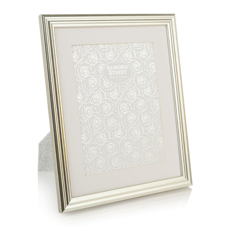 EPF1710 Celebration Roses - 25x20cm (10x8in)