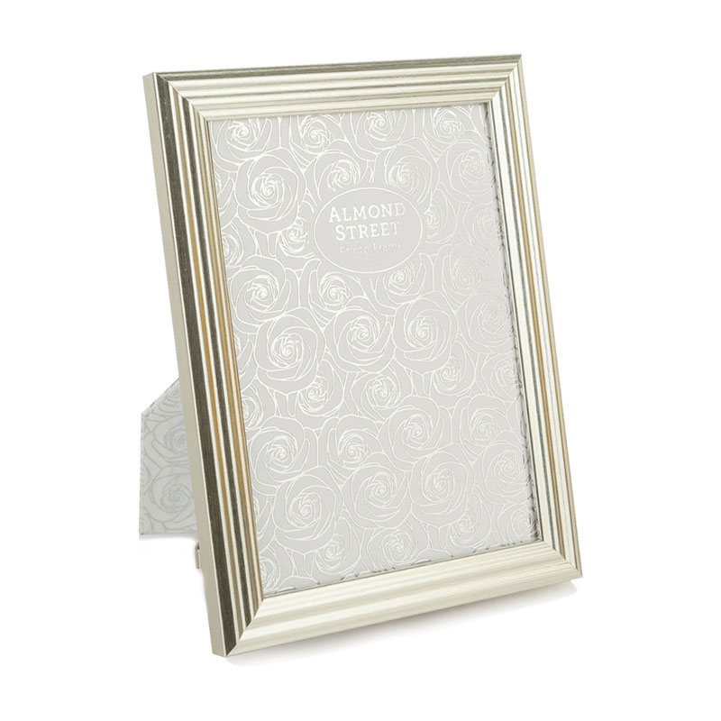 EPF1717 Celebration Roses - 18x13cm (7x5in)